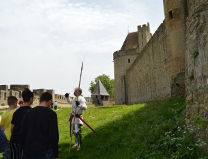 Visite guidée interactive, suivez notre chevalier le long des remparts 